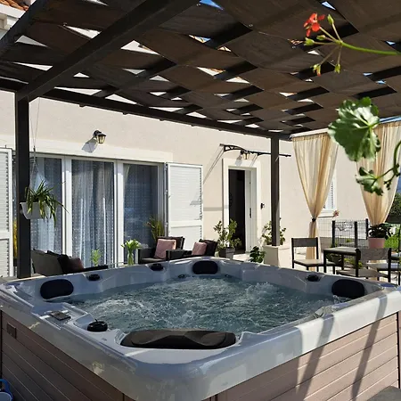 ヴィラ Rita オレビック